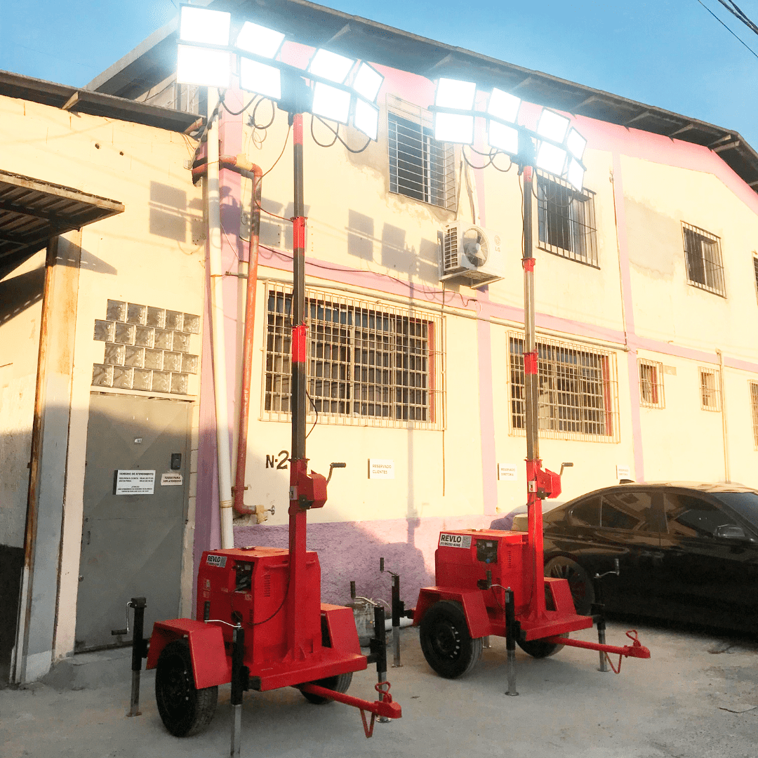 Torre Velasca Si Illumina Per Natale - Dimora Magazine - Foto 11